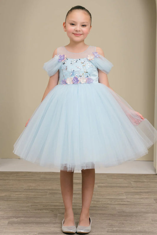 A full layered tulle